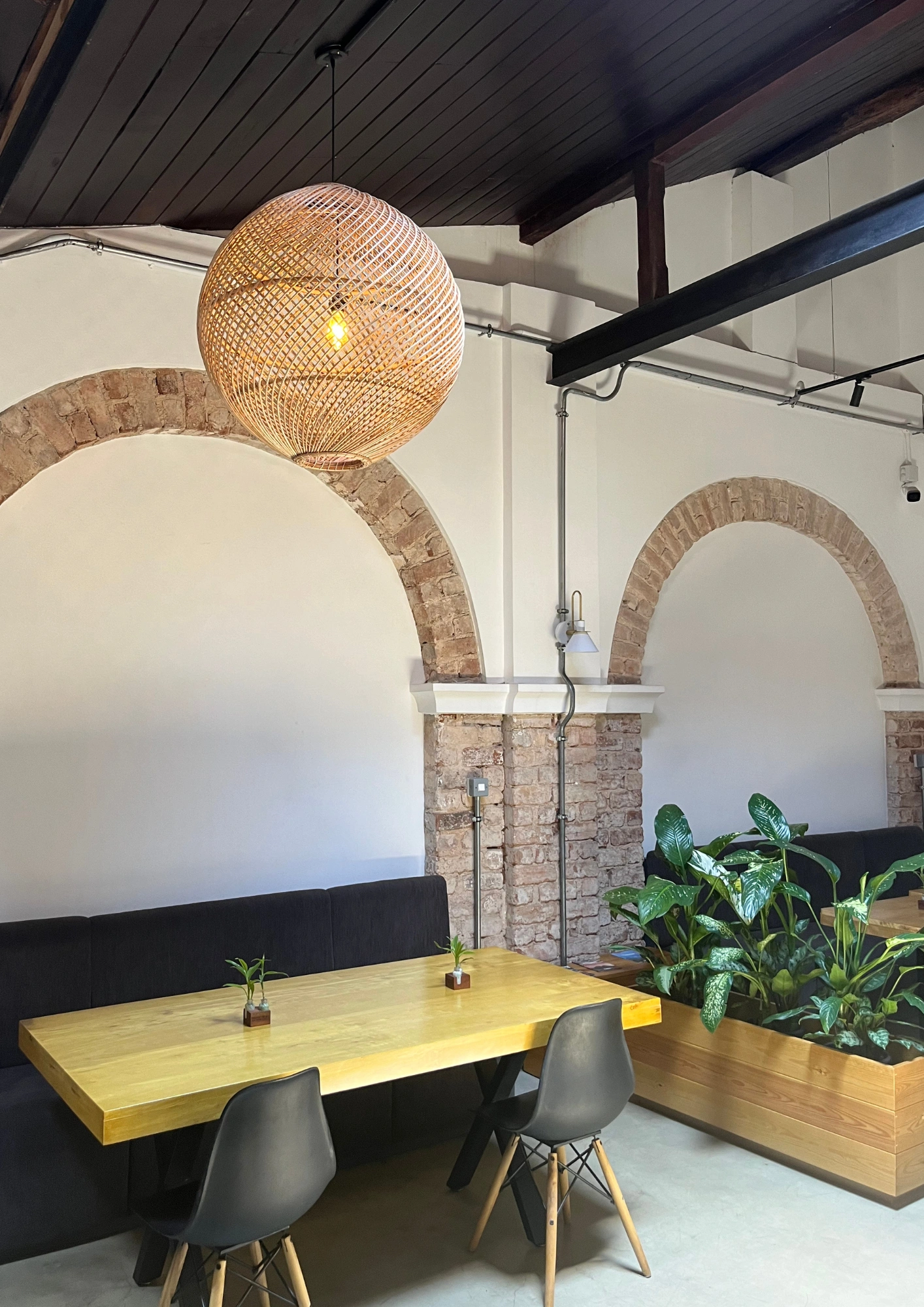 Cafe - Image 2