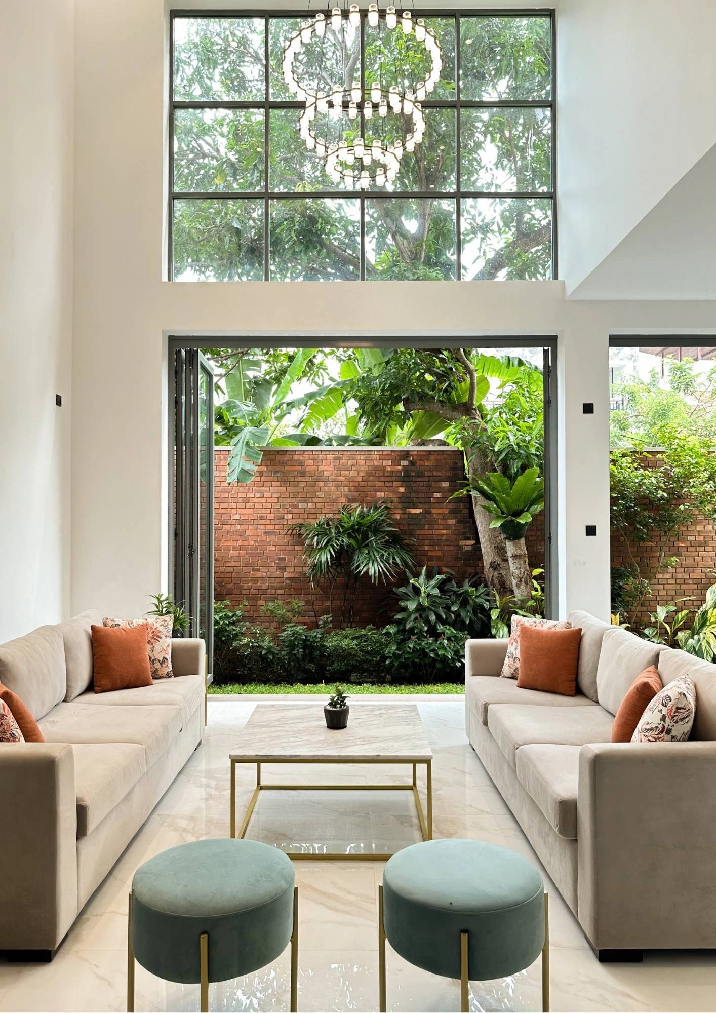 Residence - Image 9